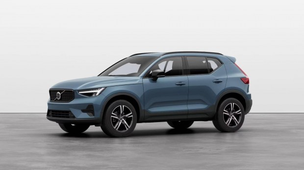 Volvo XC40 2.0 [B4] Mhev Ultimate Dark DCT Azon...